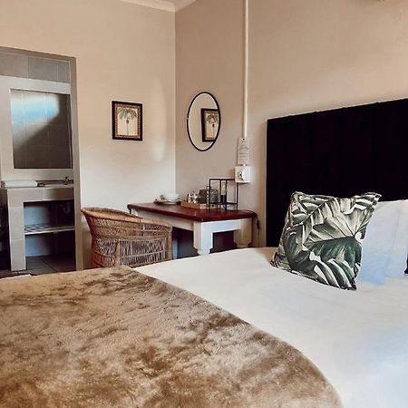 Coco Lodge Mthatha Buitenkant foto