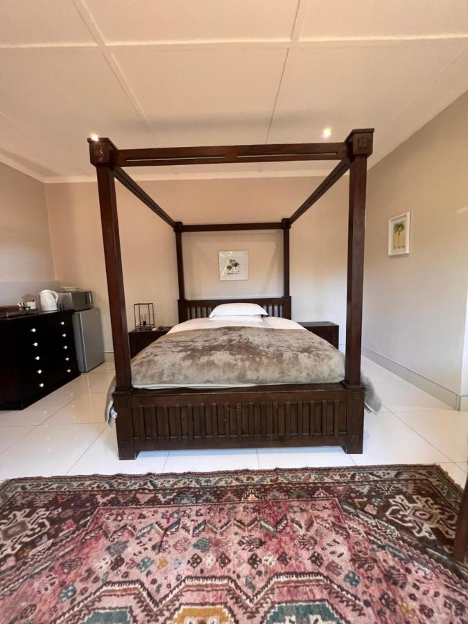 Coco Lodge Mthatha Buitenkant foto